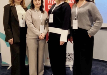 КОМАНДА НЕТІШИНСЬКОГО ЦНАПУ НАВЧАЛАСЯ КРИЗОВИМ КОМУНІКАЦІЯМ